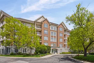 640 Robert York Ave, Deerfield, IL 60015 - Photo 1