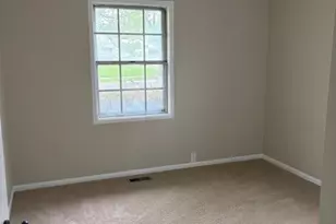 713 Essex Ave, Romeoville, IL 60446 - Photo 9