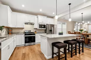 3235 Sweetgrass Cir, Aurora, IL 60503 - Photo 7