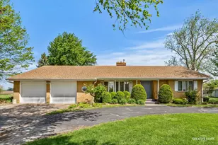 225 W Joliet St, Newark, IL 60541 - Photo 1