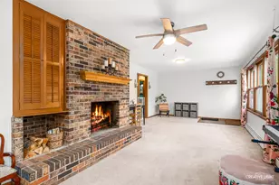 41W880 White Oak Ln, Saint Charles, IL 60175 - Photo 23