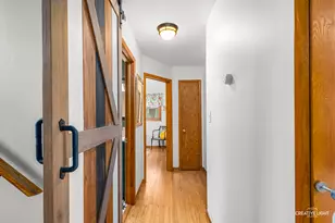 41W880 White Oak Ln, Saint Charles, IL 60175 - Photo 25
