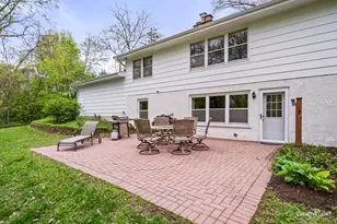 41W880 White Oak Ln, Saint Charles, IL 60175 - Photo 31