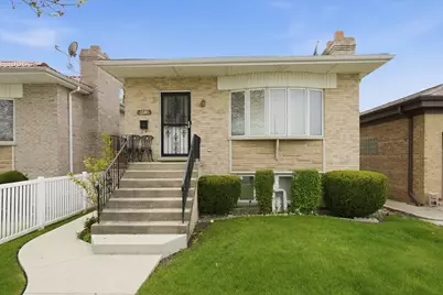 4818 N Sayre Avenue, Chicago, IL 60656 - Photo 1