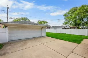 1522 Hull Ave, Westchester, IL 60154 - Photo 25
