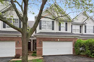 9012 Buckingham Park Dr, Des Plaines, IL 60016 - Photo 1