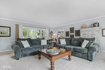 1421 Garfield Avenue, Aurora, IL 60506 - Photo 5