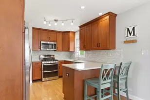 0N717 Knollwood Dr, Wheaton, IL 60187 - Photo 9