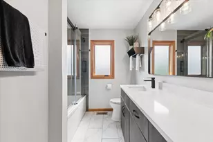 8536 Biltmore Dr, Orland Park, IL 60462 - Photo 19