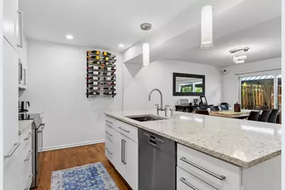 628 Windham Lane, Naperville, IL 60563 - Photo 9