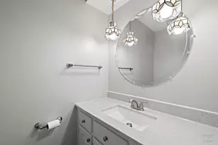 544 S Prairie St, Cary, IL 60013 - Photo 25