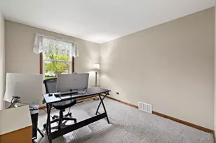 544 S Prairie St, Cary, IL 60013 - Photo 31