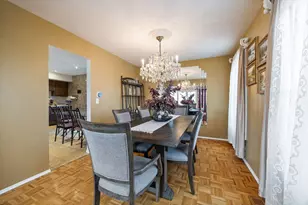 251 Hawthorne Dr, Bloomingdale, IL 60108 - Photo 5
