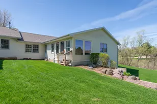 741 S Parkcrest Dr, Freeport, IL 61032 - Photo 33