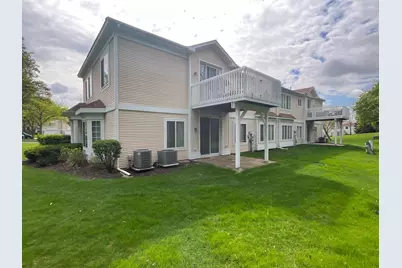 832 Coronado Court #832, Elgin, IL 60123 - Photo 3