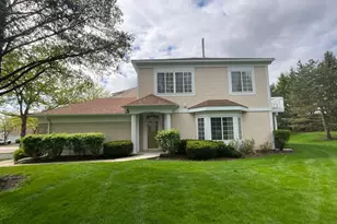832 Coronado Ct, Elgin, IL 60123 - Photo 1
