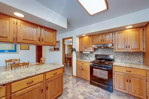 0S885 Spring Green Way, Batavia, IL 60510 - Photo 7