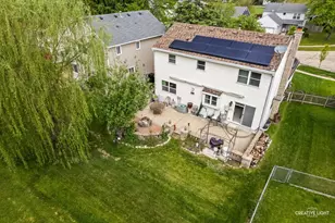 1837 Grosse Pointe Cir, Hanover Park, IL 60133 - Photo 23