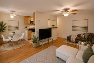420 W Aldine Ave, Chicago, IL 60657 - Photo 3