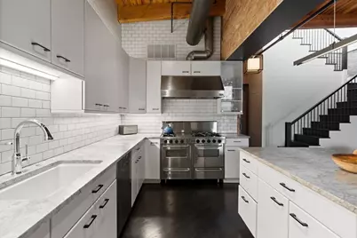 550 N Kingsbury Street #614, Chicago, IL 60654 - Photo 5