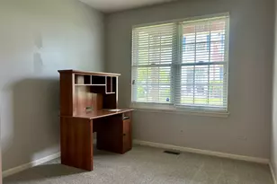 3165 Falling Waters Ln, Lindenhurst, IL 60046 - Photo 9