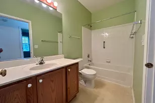3165 Falling Waters Ln, Lindenhurst, IL 60046 - Photo 11