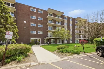 5300 Walnut Avenue #23C, Downers Grove, IL 60515 - Photo 1