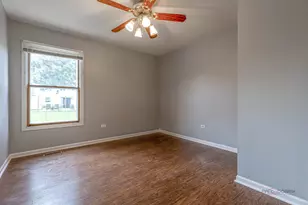 47 Bosworth Dr, Glendale Heights, IL 60139 - Photo 19