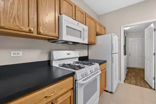 642 Legend Ln, McHenry, IL 60050 - Photo 11