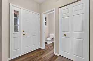 642 Legend Ln, McHenry, IL 60050 - Photo 5