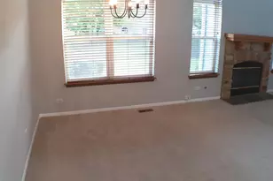 1567 E Citadel Ct, Palatine, IL 60074 - Photo 7