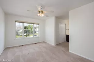 1567 E Citadel Ct, Palatine, IL 60074 - Photo 13