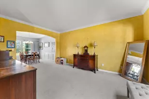 506 Riverbend Blvd, Mahomet, IL 61853 - Photo 5