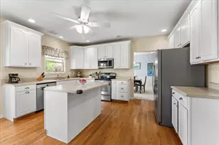 506 Riverbend Blvd, Mahomet, IL 61853 - Photo 7