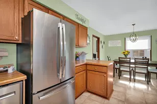 2062 W Garden Dr, Kankakee, IL 60901 - Photo 11