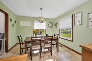 2062 W Garden Dr, Kankakee, IL 60901 - Photo 7
