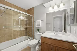 520 Biesterfield Rd, Elk Grove Village, IL 60007 - Photo 25