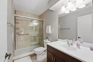 520 Biesterfield Rd, Elk Grove Village, IL 60007 - Photo 21
