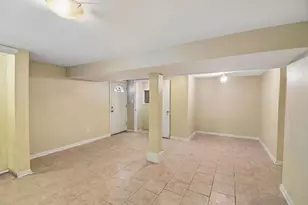 6337 S Rockwell St, Chicago, IL 60629 - Photo 19