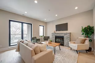 2816 N Southport Ave, Chicago, IL 60657 - Photo 5
