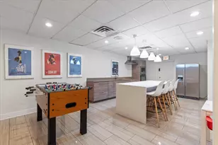 1221 N Dearborn St, Chicago, IL 60610 - Photo 23