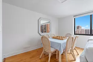 1221 N Dearborn St, Chicago, IL 60610 - Photo 5