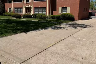 10650 W Cermak Rd, Westchester, IL 60154 - Photo 1