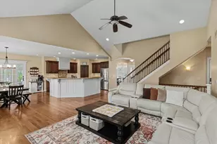 1505 Cottonwood Ct, Mahomet, IL 61853 - Photo 9