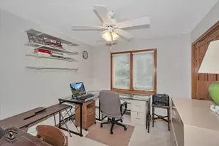 233 Goldenwood Ct, Aurora, IL 60502 - Photo 23