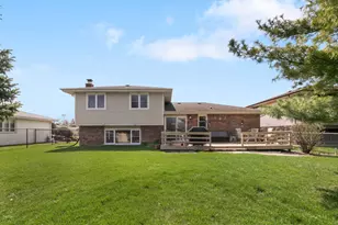 7024 Brementowne Rd, Tinley Park, IL 60477 - Photo 5