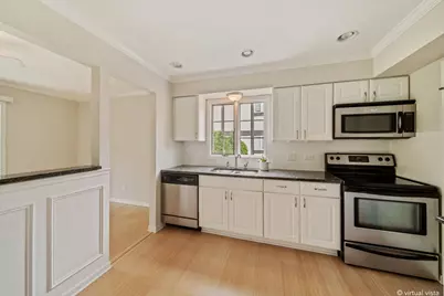 228 Brookside Lane #B, Willowbrook, IL 60527 - Photo 9