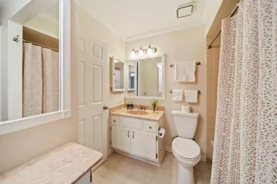 228 Brookside Lane #B, Willowbrook, IL 60527 - Photo 15