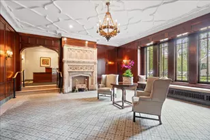 2440 N Lakeview Ave, Chicago, IL 60614 - Photo 3