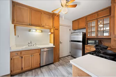 2440 N Lakeview Avenue #6C, Chicago, IL 60614 - Photo 11